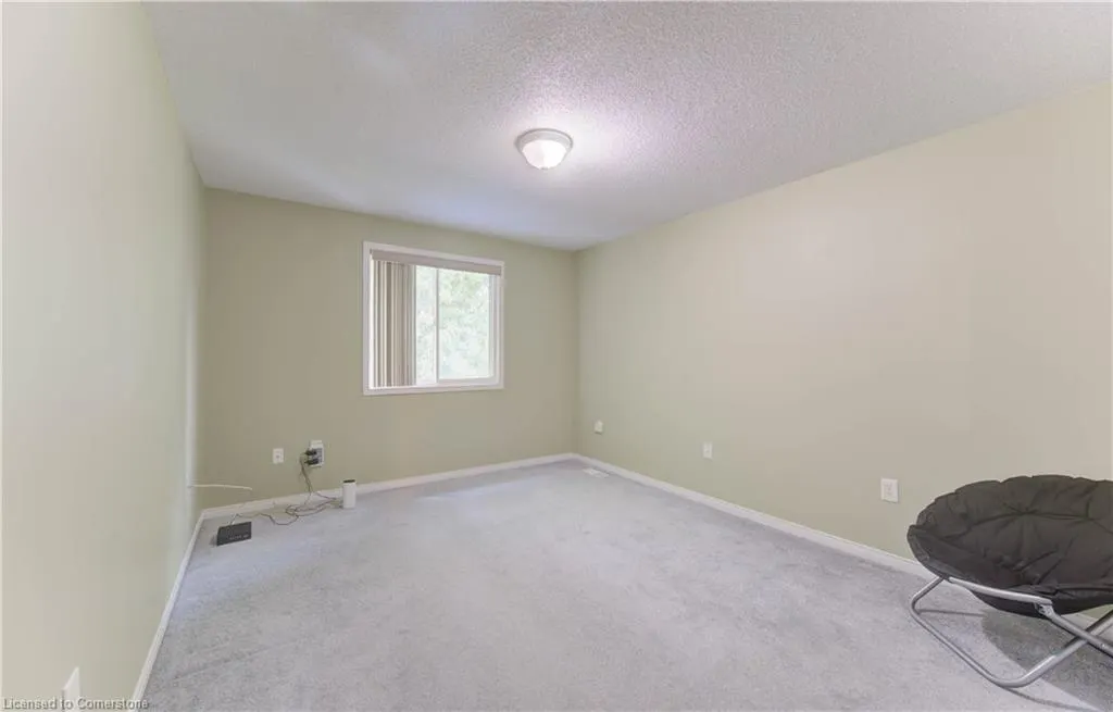 916 Veronica Court