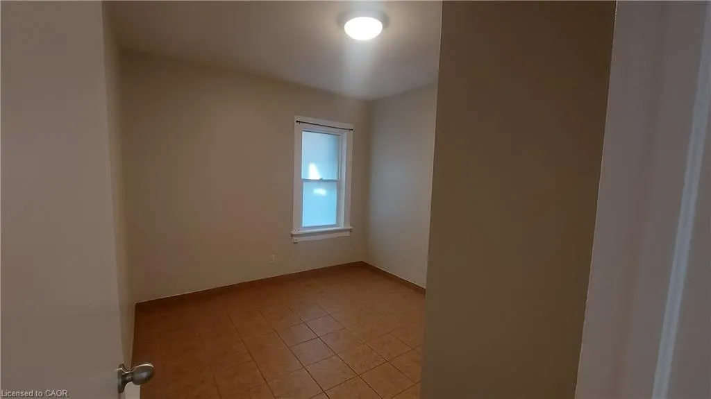 181 King Street E, #1