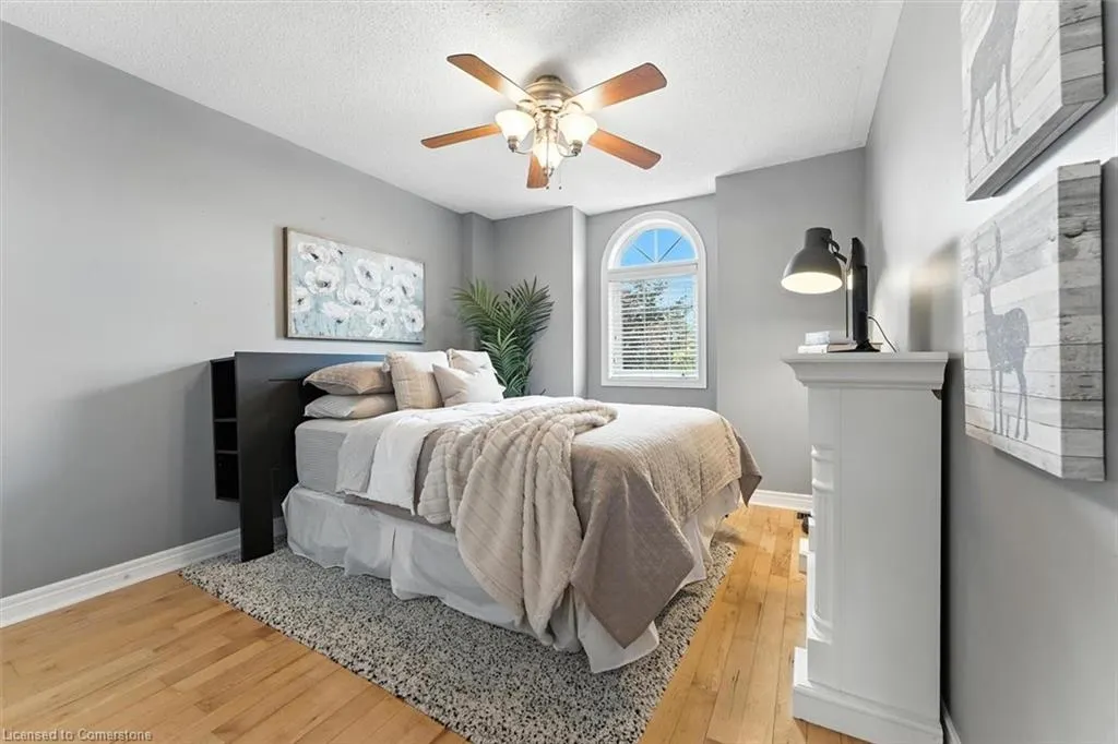 151 Mowat Crescent