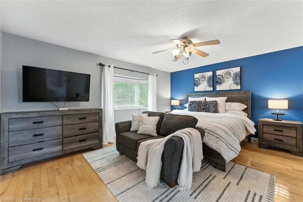151 Mowat Crescent
