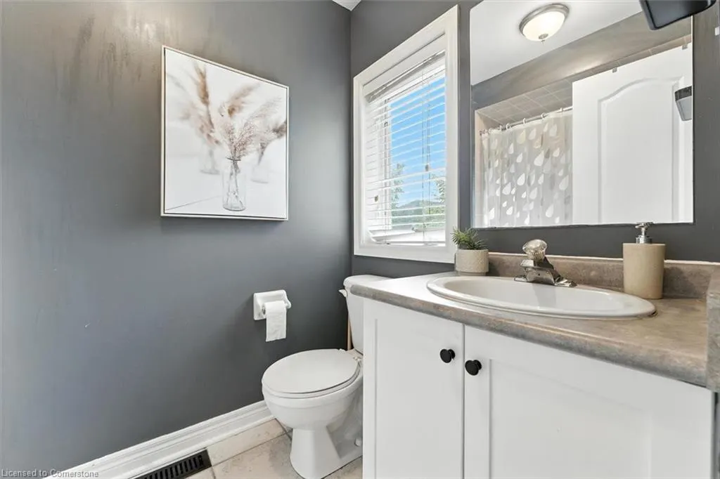151 Mowat Crescent