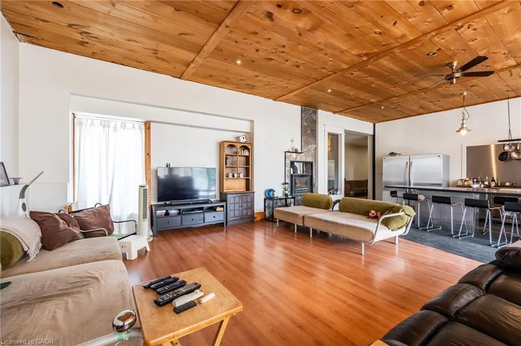 1090 Brock Road