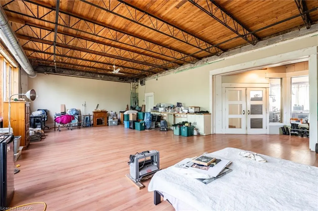 1090 Brock Road