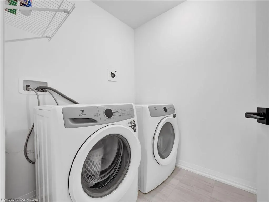 4552 Portage Road, #108