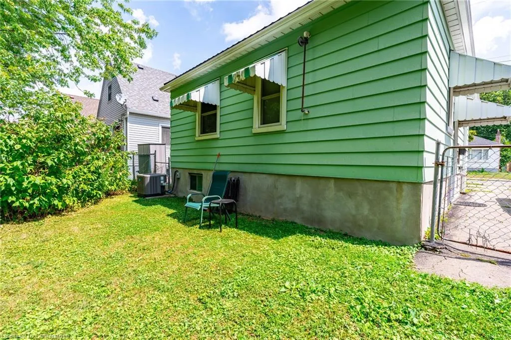218 East 27th Street