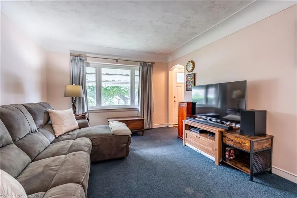 218 East 27th Street