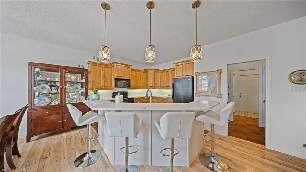 424 Lakeview Drive