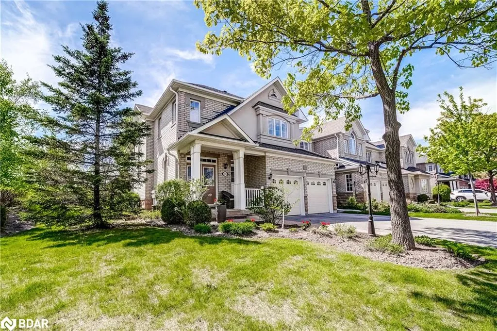 88 Stonecliffe Crescent
