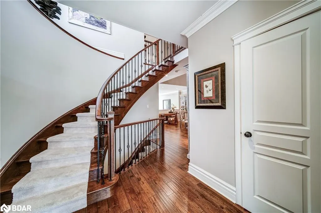 88 Stonecliffe Crescent