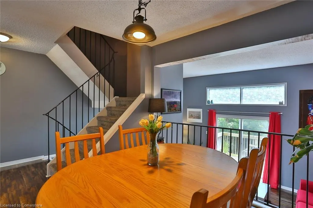 1085 Queens Boulevard, #13