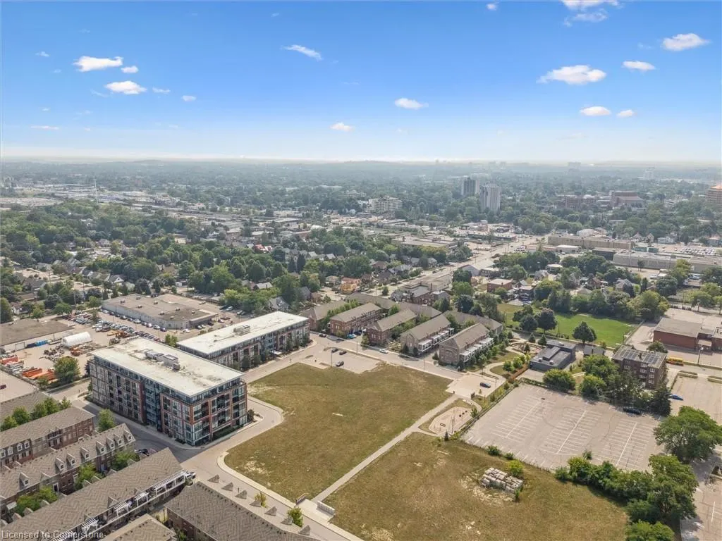 15 Prince Albert Boulevard, #316