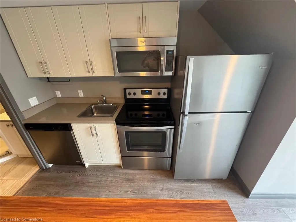 321 Spruce Street, #708