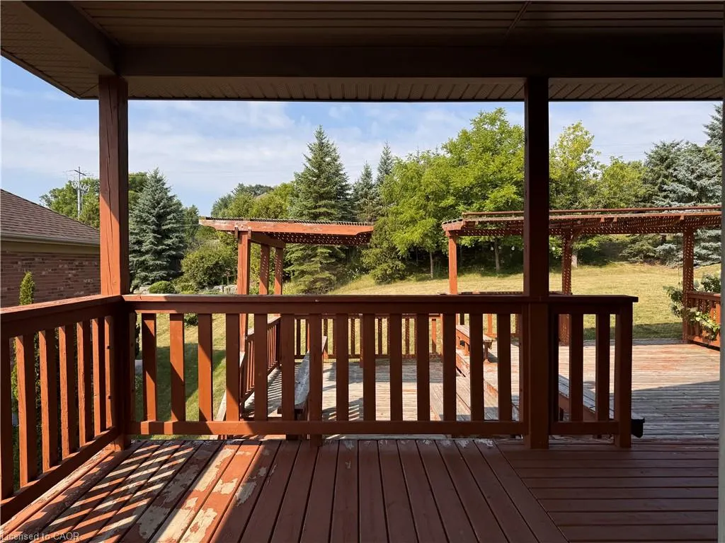 545 Woolwich Place