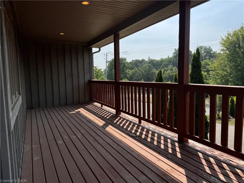 545 Woolwich Place