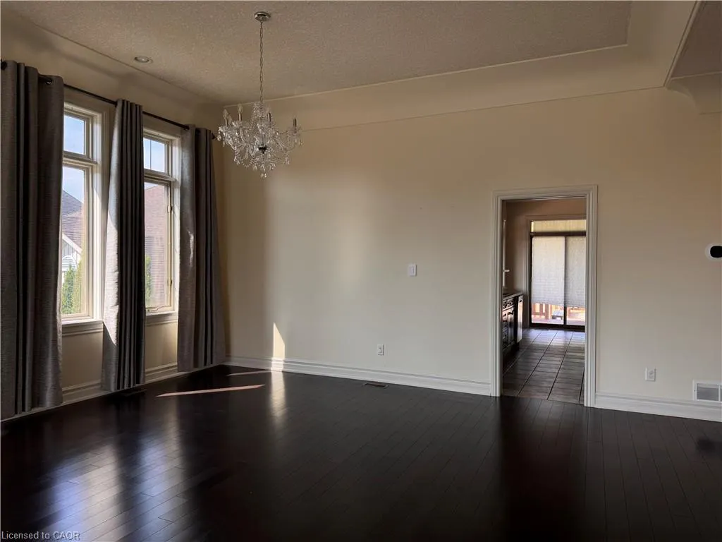 545 Woolwich Place