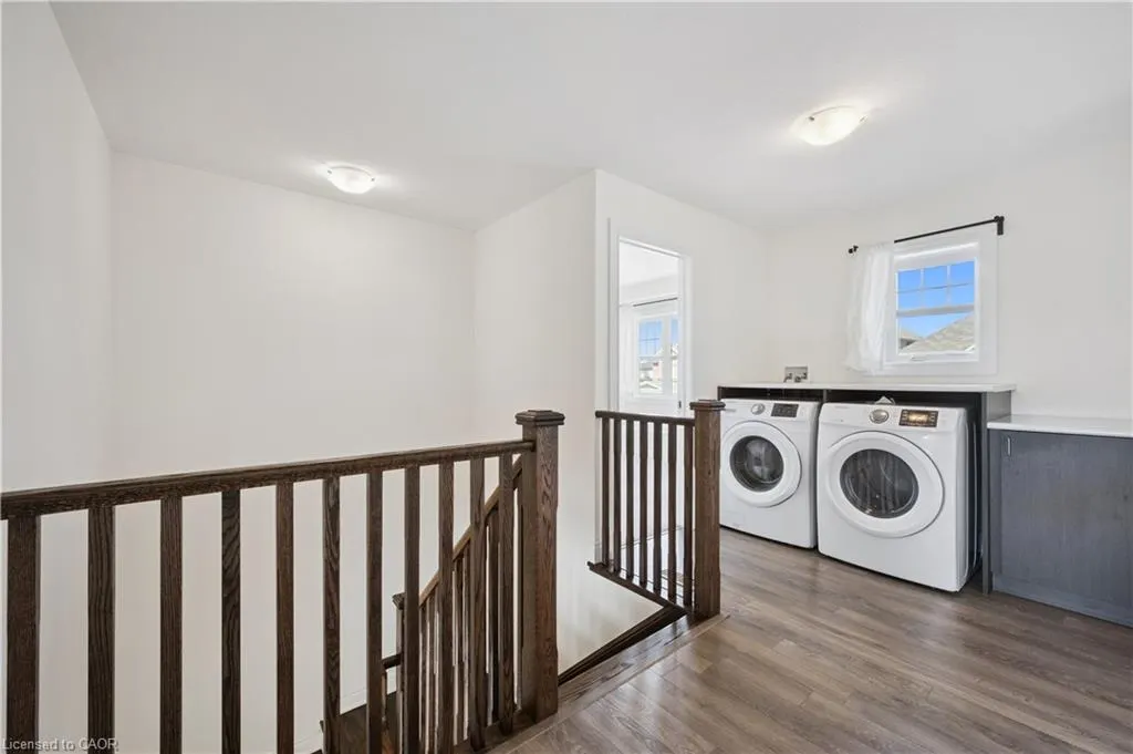 2 Watermill Street