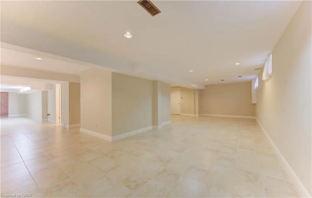 531 Sandbrooke Court