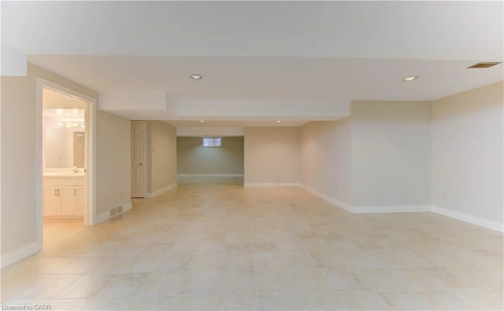 531 Sandbrooke Court