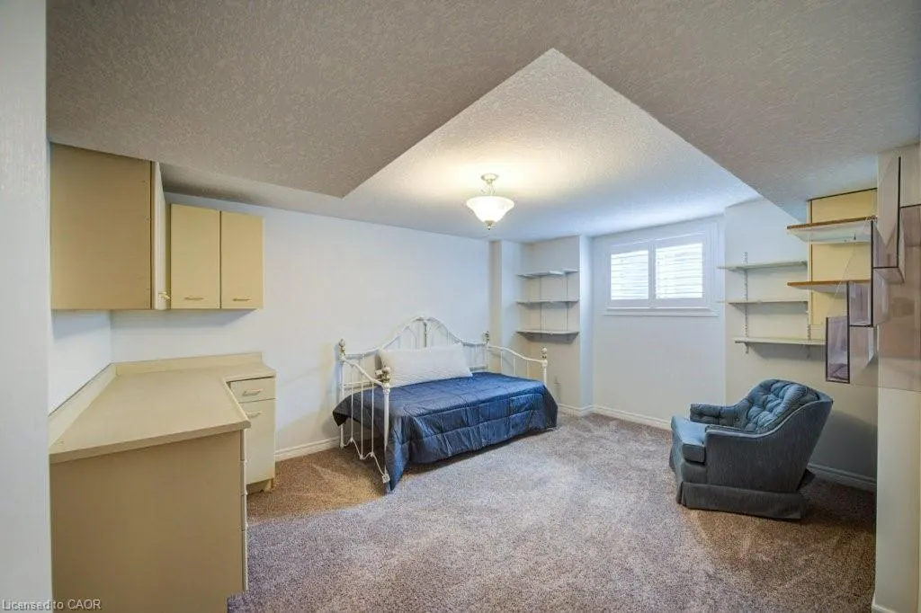 603 Fox Hollow Court