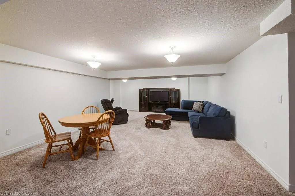 603 Fox Hollow Court