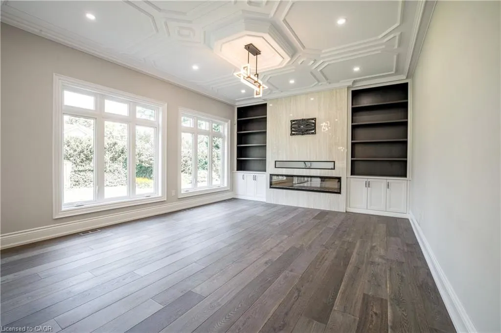 31 Bayside Court