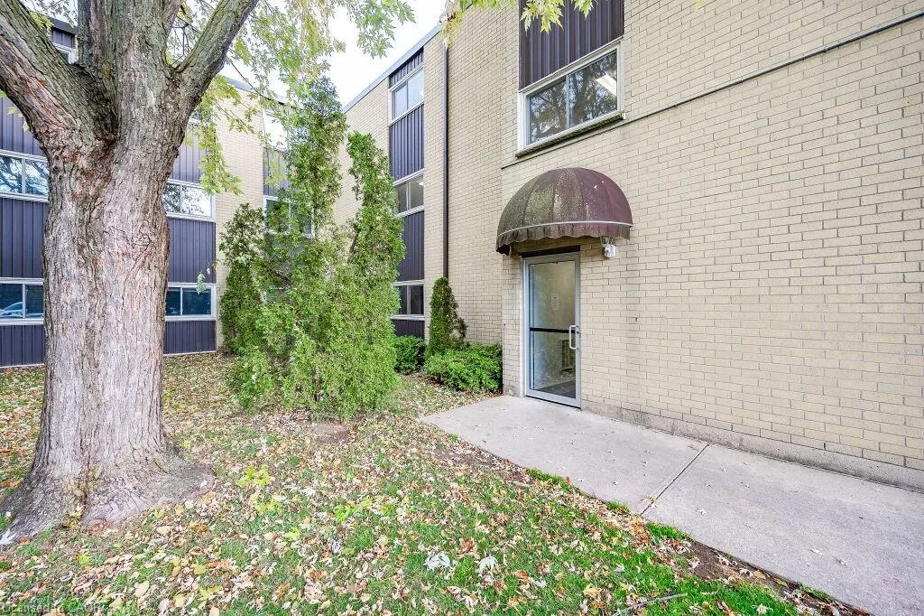 75 Hazelglen Drive, #305