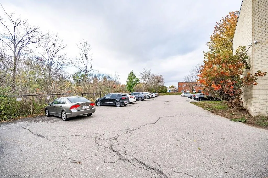 75 Hazelglen Drive, #305