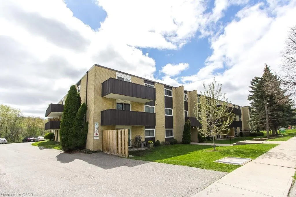 75 Hazelglen Drive, #305