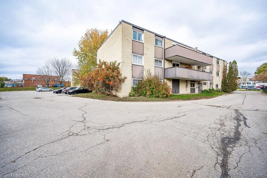 75 Hazelglen Drive, #305
