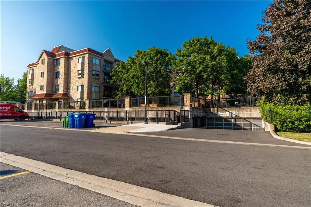 3499 Upper Middle Road, #102