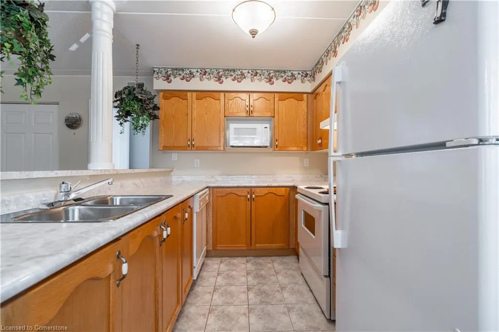 3499 Upper Middle Road, #102