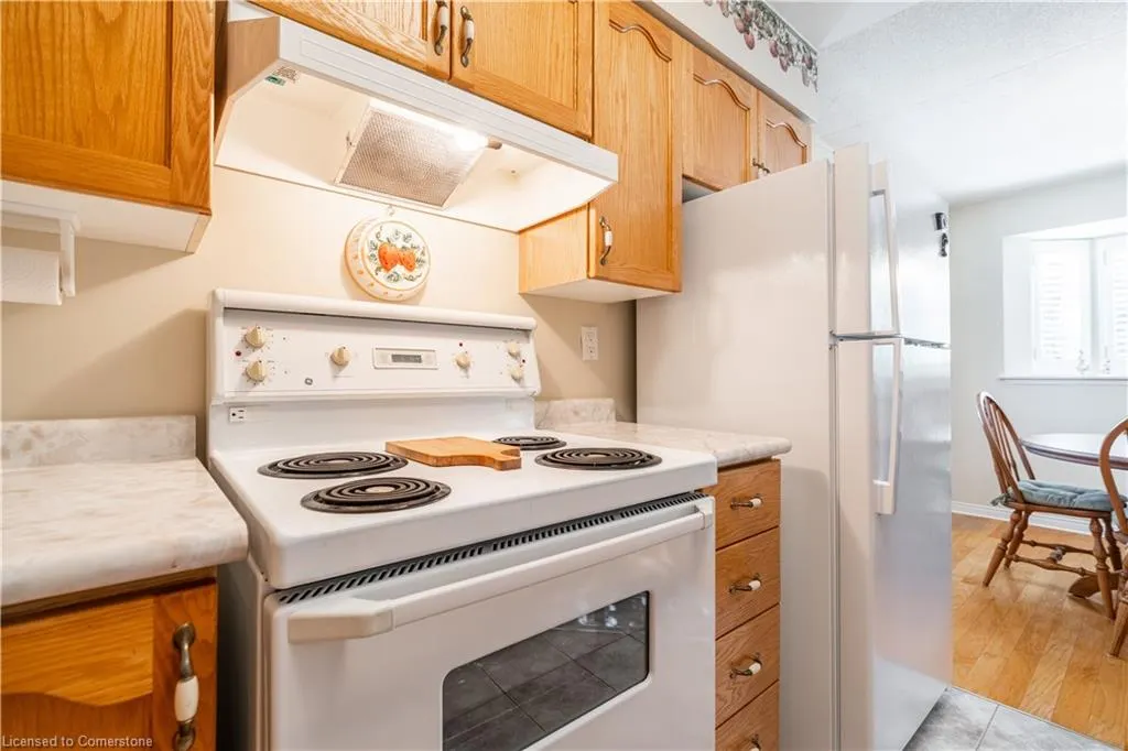 3499 Upper Middle Road, #102