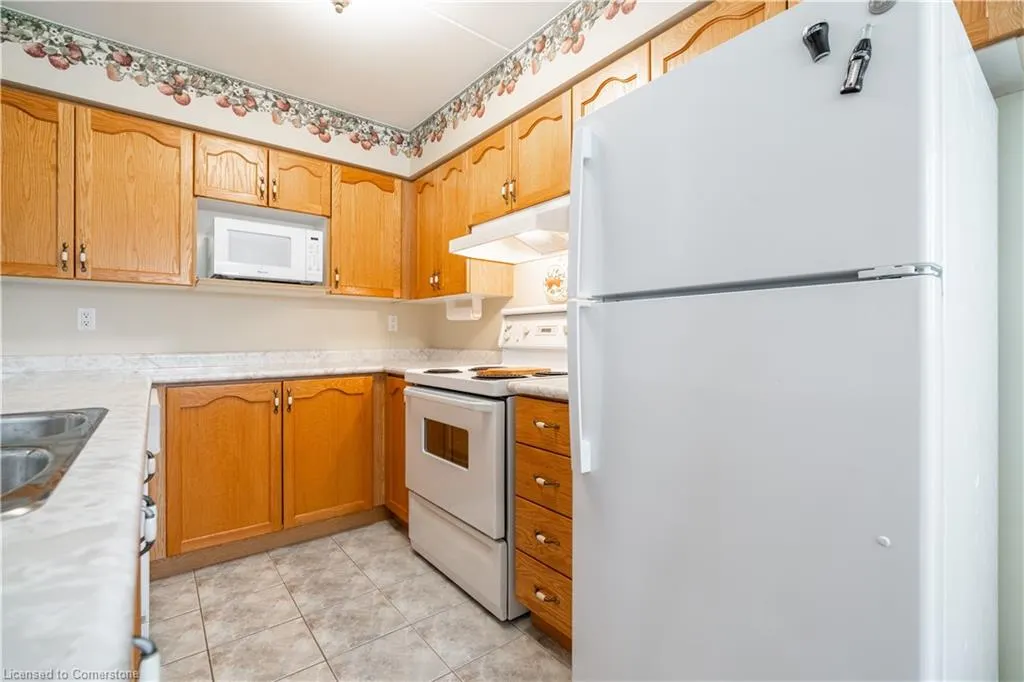 3499 Upper Middle Road, #102