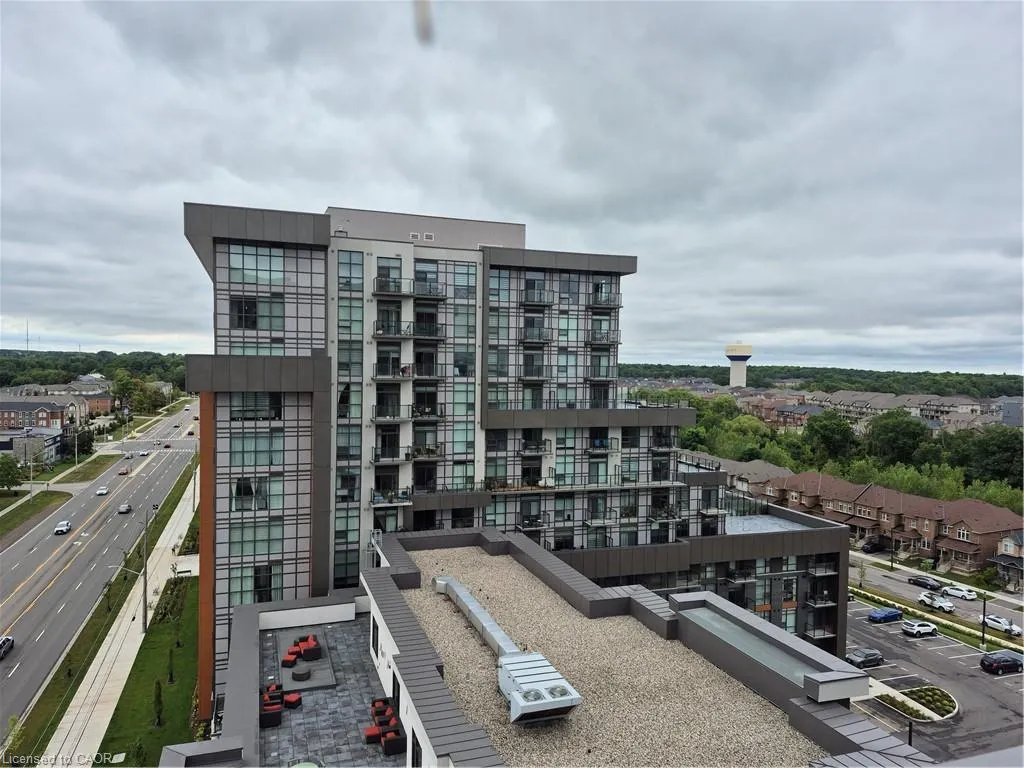 450 Dundas Street E, #1005