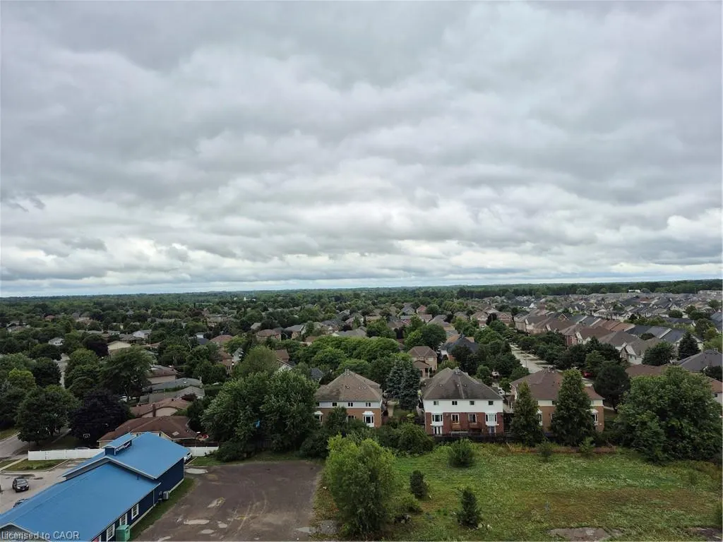 450 Dundas Street E, #1005