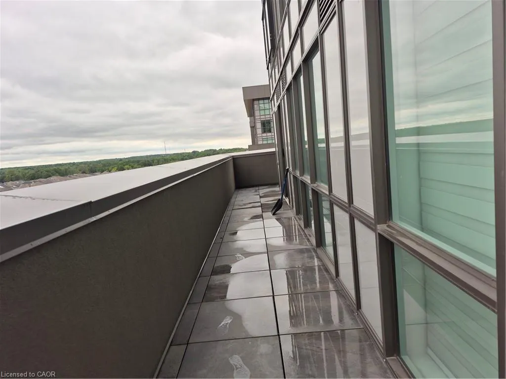 450 Dundas Street E, #1005