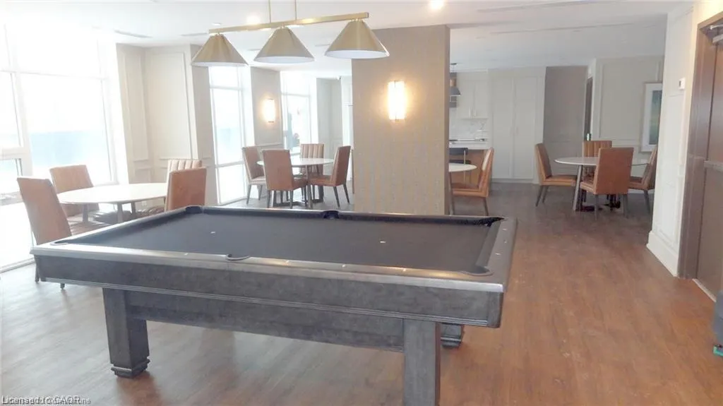 450 Dundas Street E, #1005