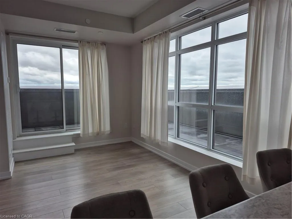450 Dundas Street E, #1005