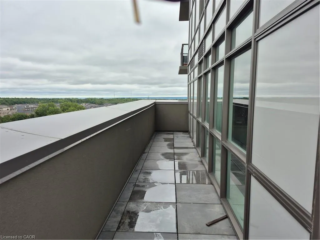 450 Dundas Street E, #1005