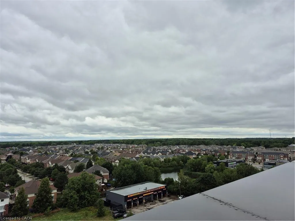 450 Dundas Street E, #1005