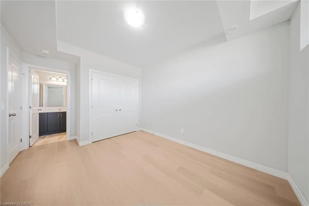 10 South Creek Drive, #25