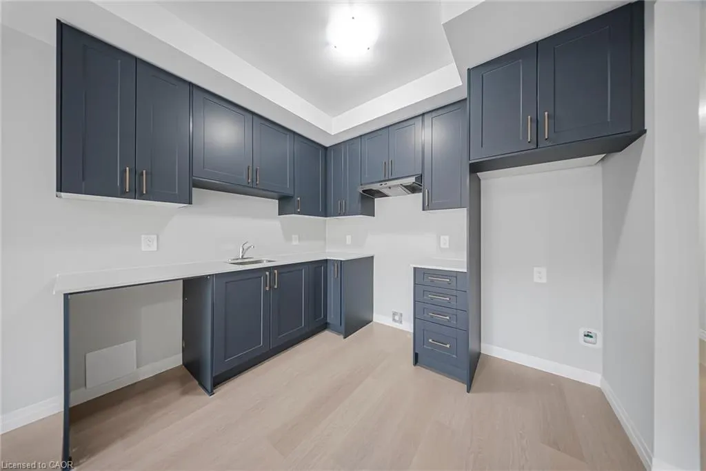 10 South Creek Drive, #25