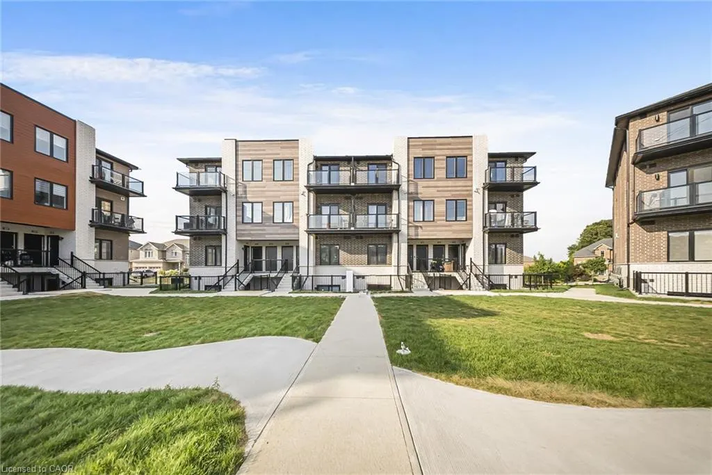 10 South Creek Drive, #25