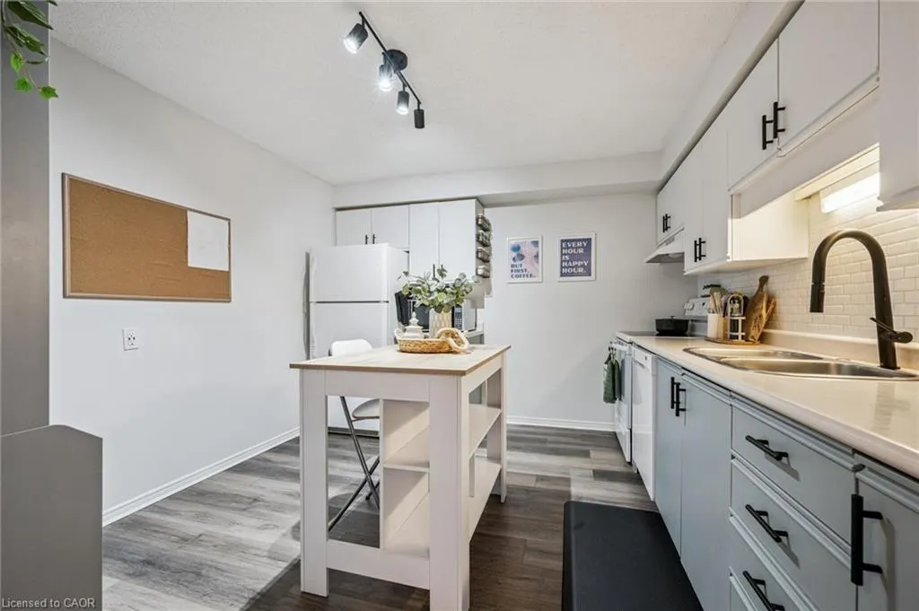 35 Green Valley Drive, #304