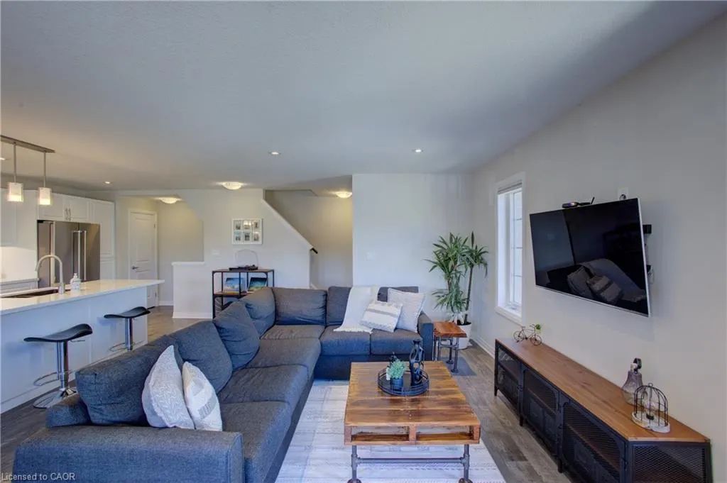 115 South Creek Drive, #4A
