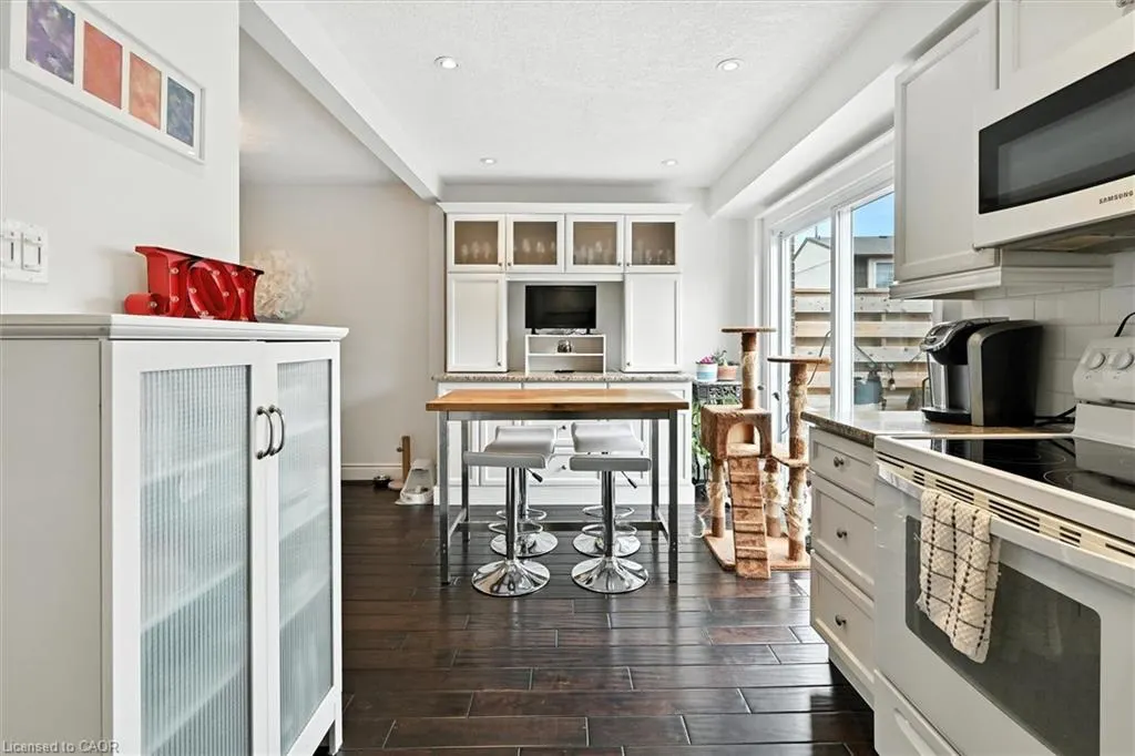 3049 Glencrest Road, #27