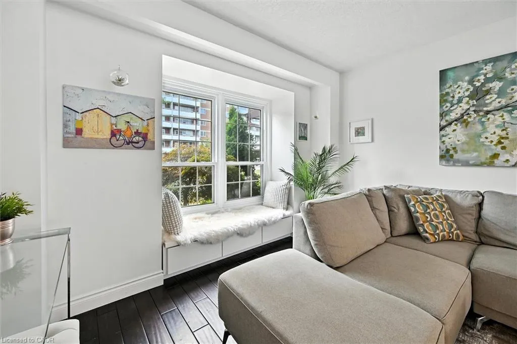 3049 Glencrest Road, #27