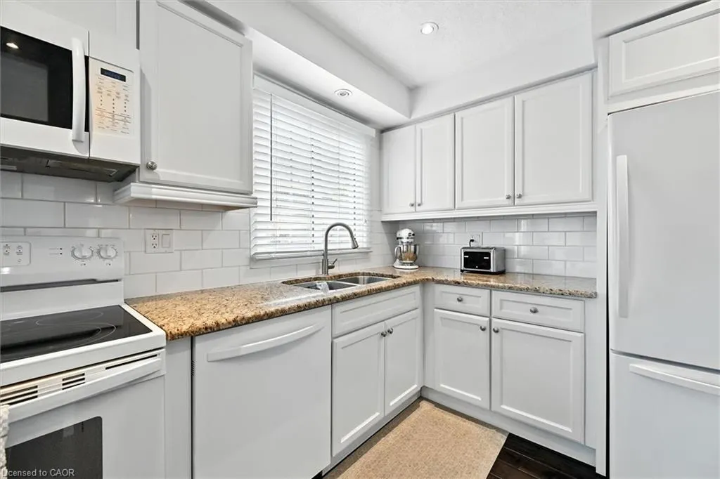 3049 Glencrest Road, #27