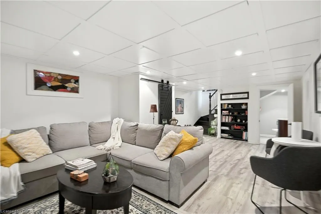 30 Elgin Street