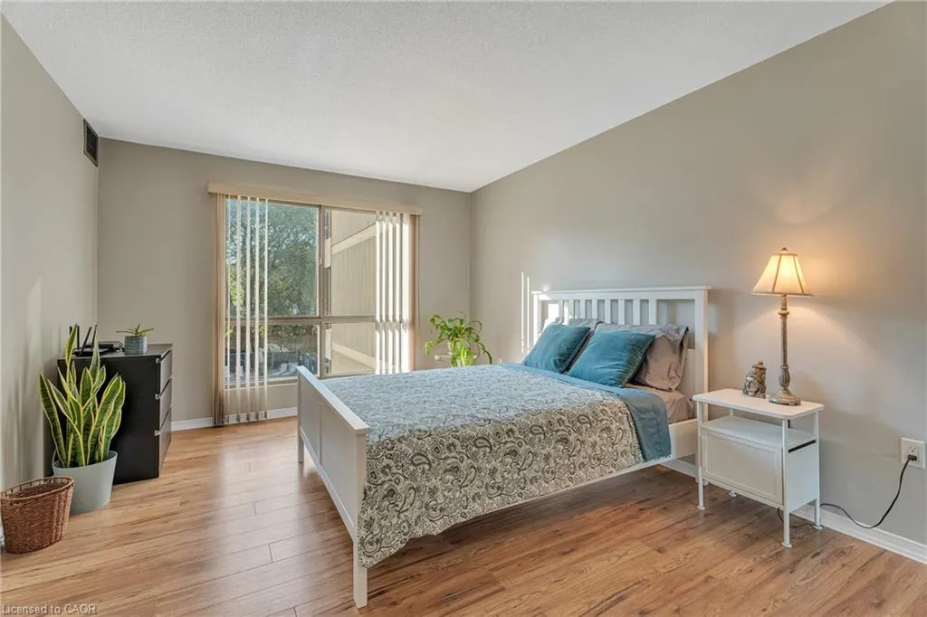 1201 North Shore Boulevard E, #302